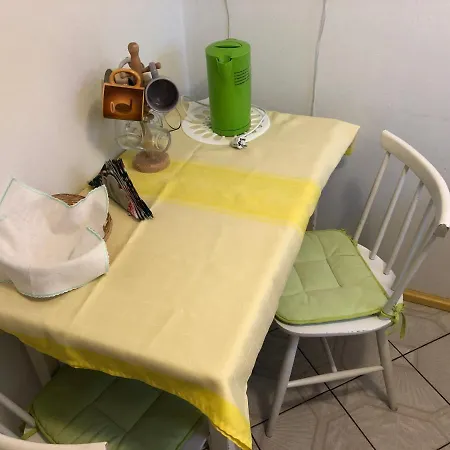 Azyl - Kazdy Z Wlasna Kuchnia I Lazienka Apartment *