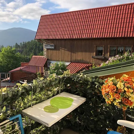 Azyl - Kazdy Z Wlasna Kuchnia I Lazienka アパート *