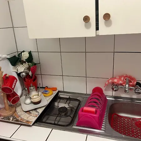 Azyl - Kazdy Z Wlasna Kuchnia I Lazienka アパート