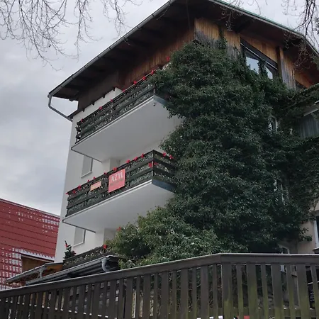 Azyl - Kazdy Z Wlasna Kuchnia I Lazienka *