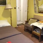 Azyl - Kazdy Z Wlasna Kuchnia I Lazienka Apartment *